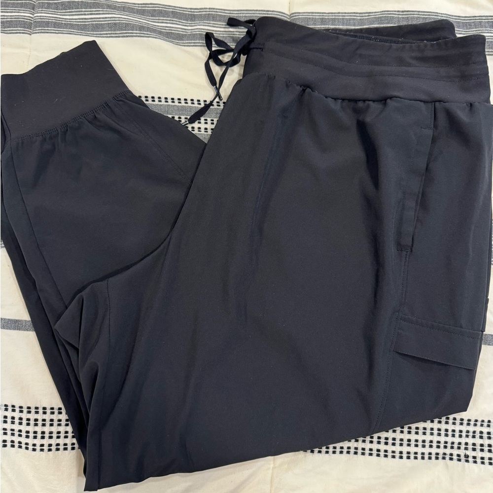 CALIA Women's Truelight Cargo Pocket Jogger